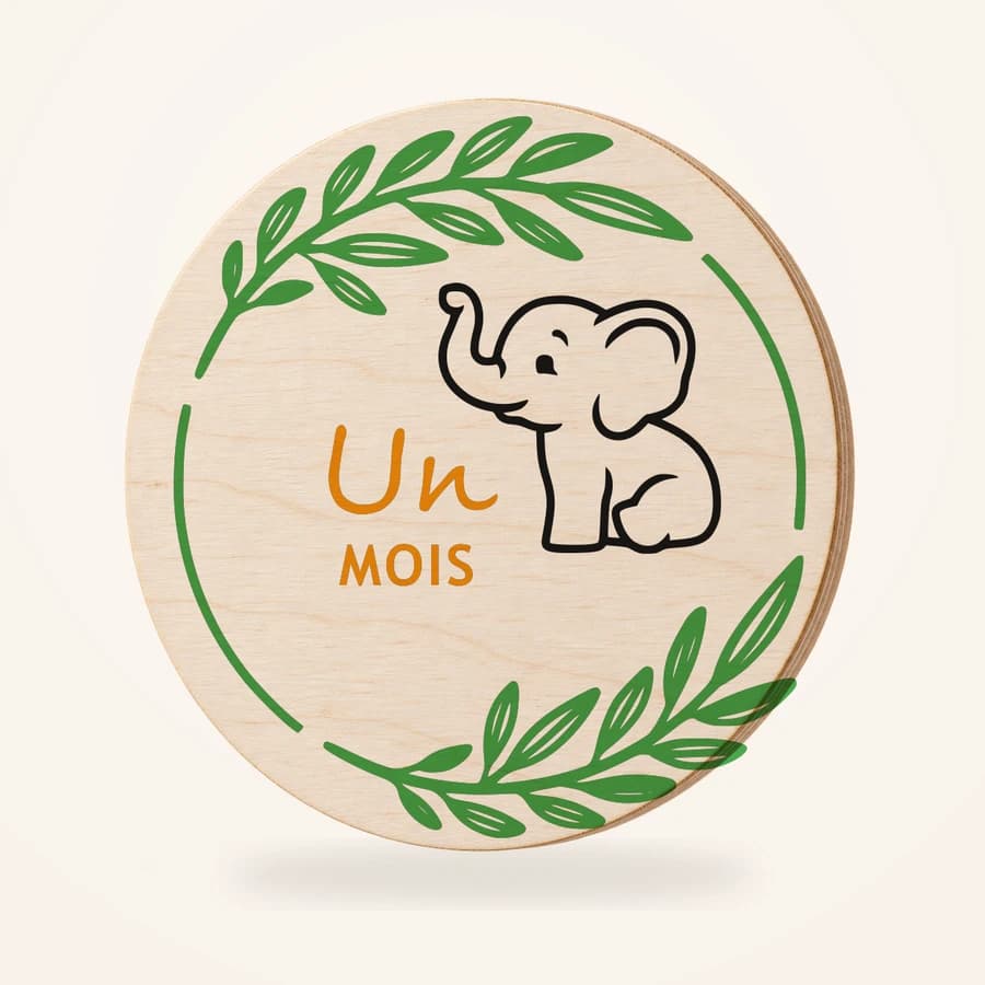 Un MOIS, disque en bois avec illustration Éléphant