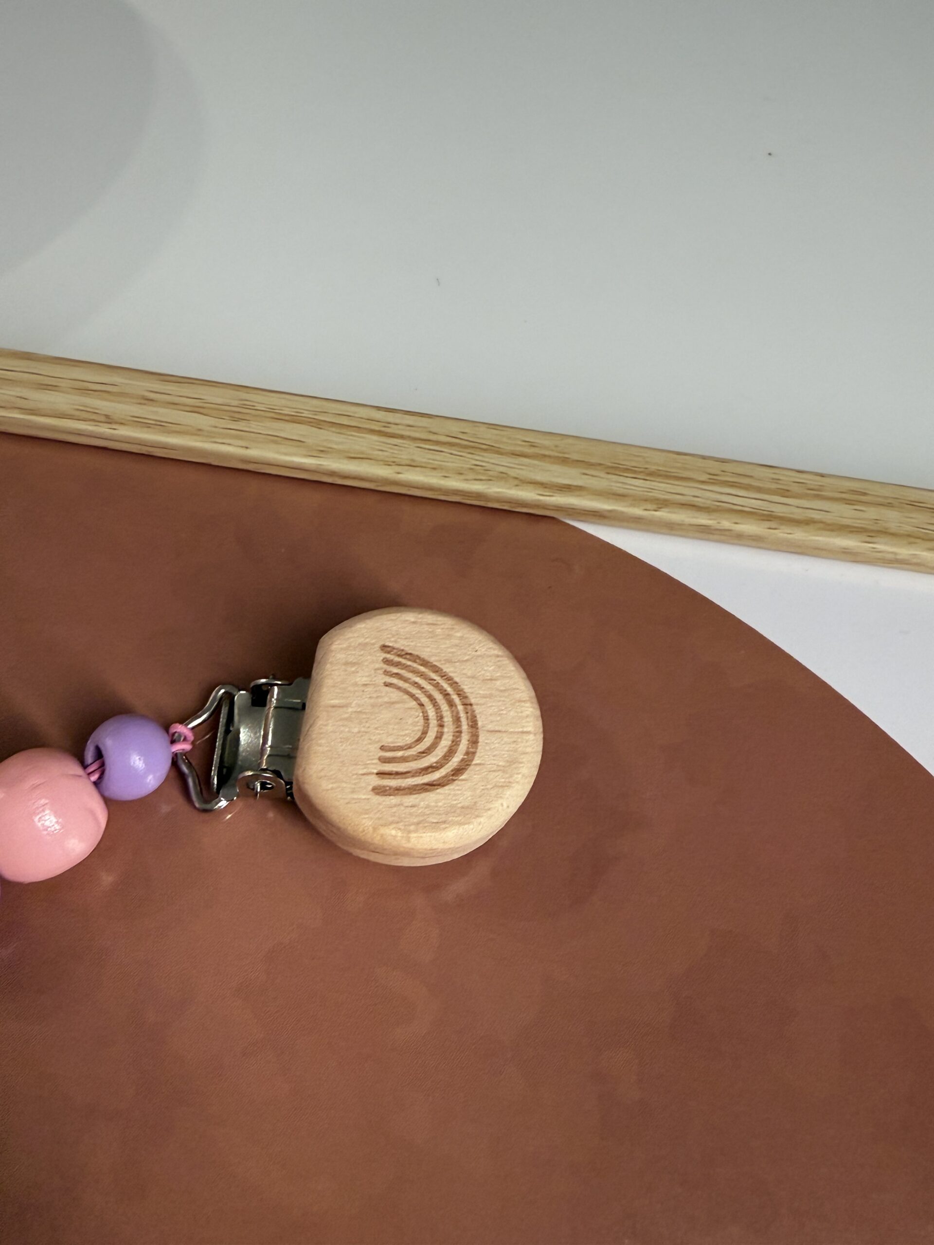 Porte tétine | Violet pastel – Image 2